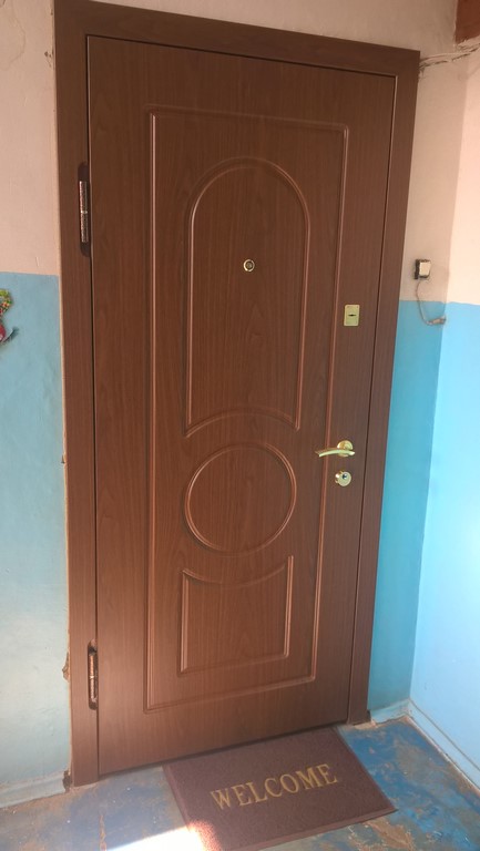 Стальная дверь с отделкой МДФ Реутов